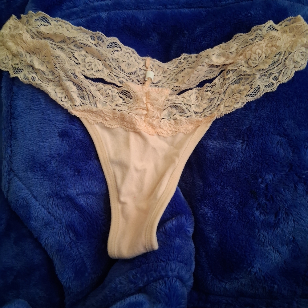 2 Elegant Lace Trimmed Women's Lingerie
